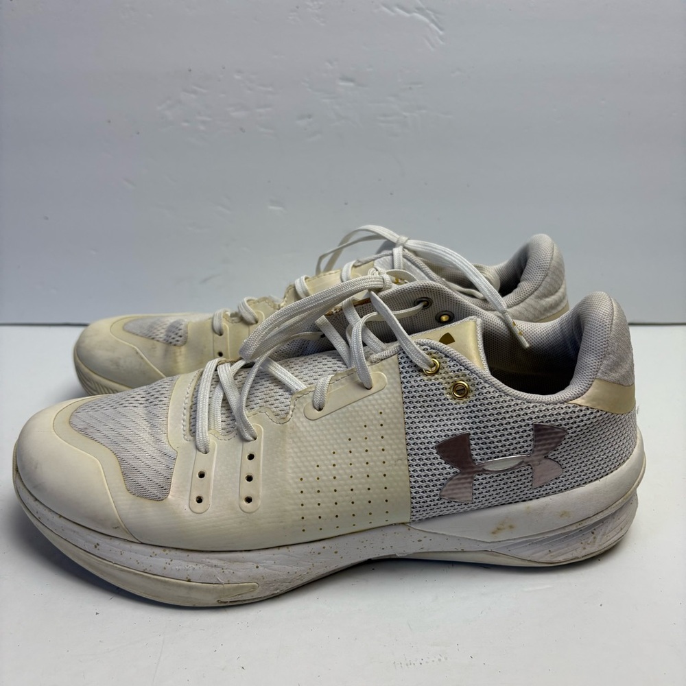 Under Armour Charged Cream and Gold Athletic Shoes Sneakers Mens size 12
